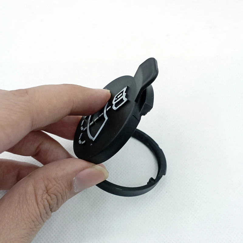 Windshield Wiper Washer Fluid Reservoir Bottle Cap For Cadillac ATS XTS CT6 2016 CTS ELR SRX Chevrolet Camaro Equinox Cruze