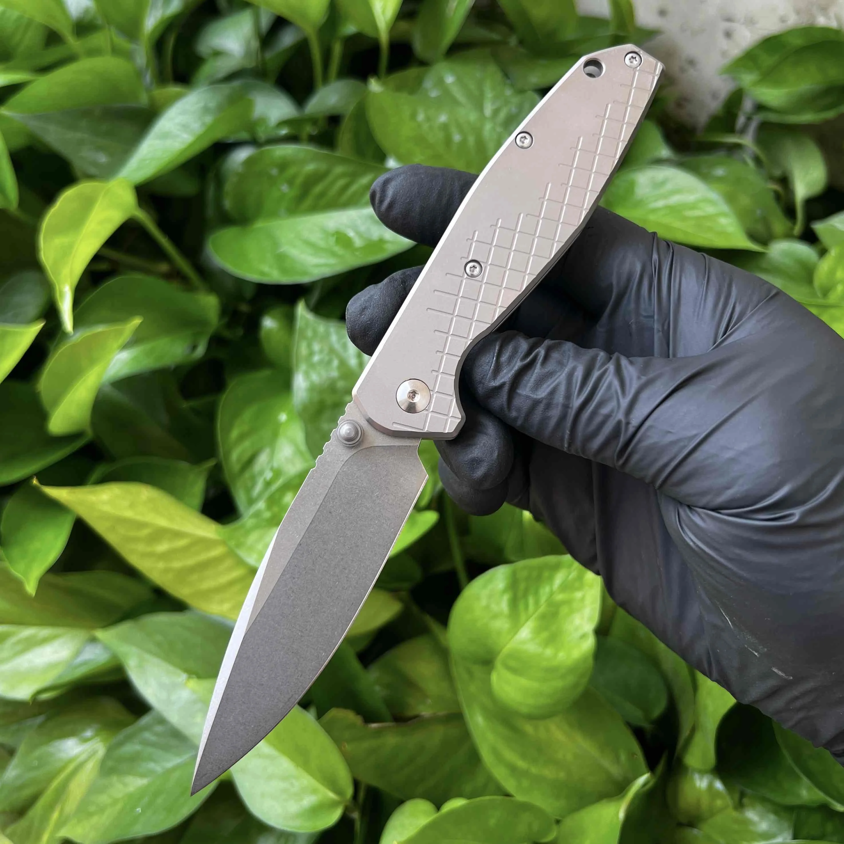 

Outdoor camping EDC folding knife D2 steel TC4 titanium alloy handle, field hunting self-defense tool, fishing fruit knife