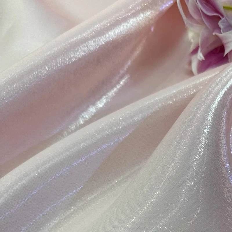 

Ткань Liquid Water Light Satin Silk Smooth Bright: Нежно-розовая, неэластичная, для свадебных платьев, модных сценических и креативных нарядов