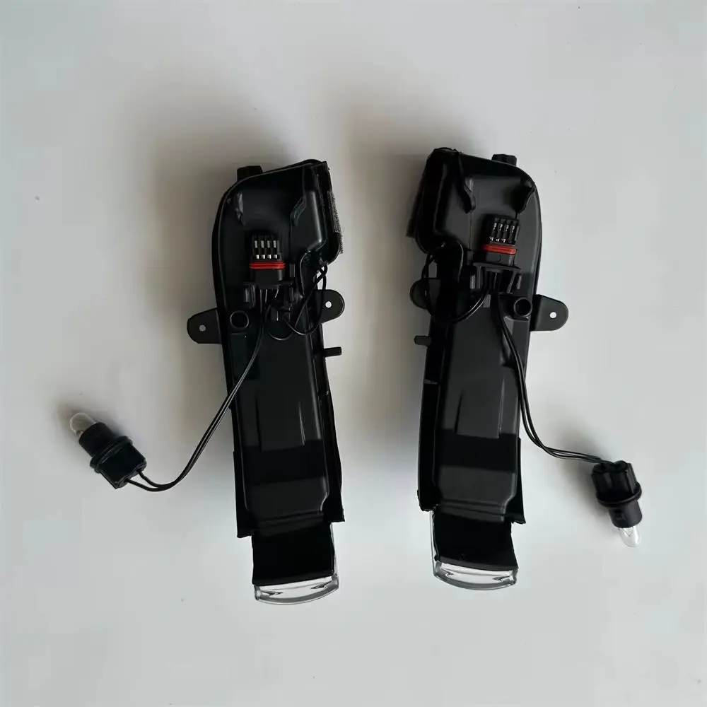 

Car Rear View Side Mirror LED Turn Signal For Mercedes Benz W211 S211 W463 W461 C/E Class 2038201321 2038201421 Car Parts