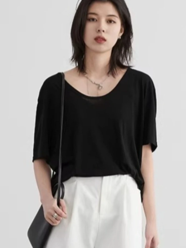 U Neck-Black