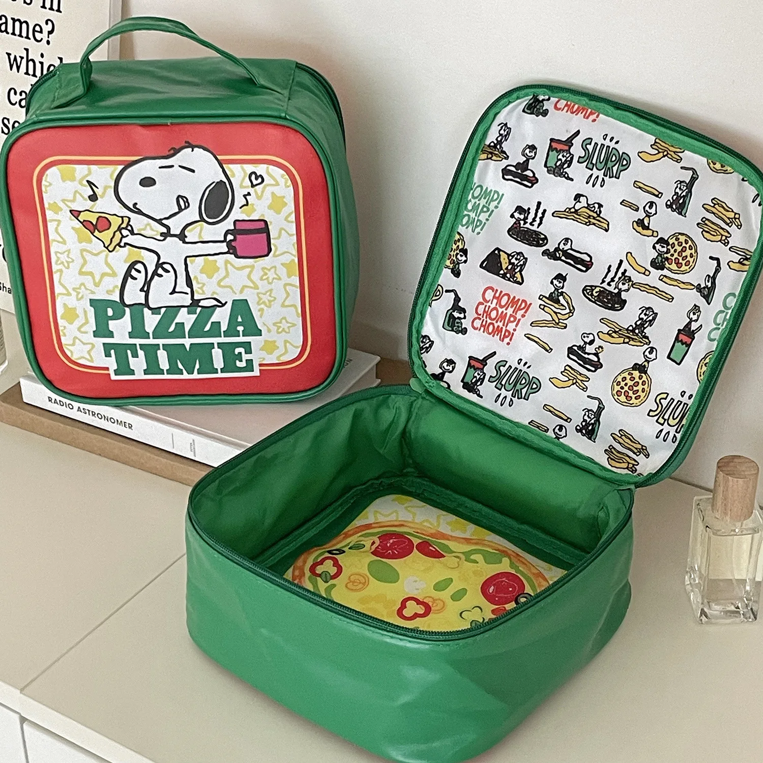 

Anime KawaiiGreen Snoopy Puppy Makeup Bag Cartoon Ins Travel Portable Large Capacity Printed Dog Handheld Storage Bags Toy Gifts