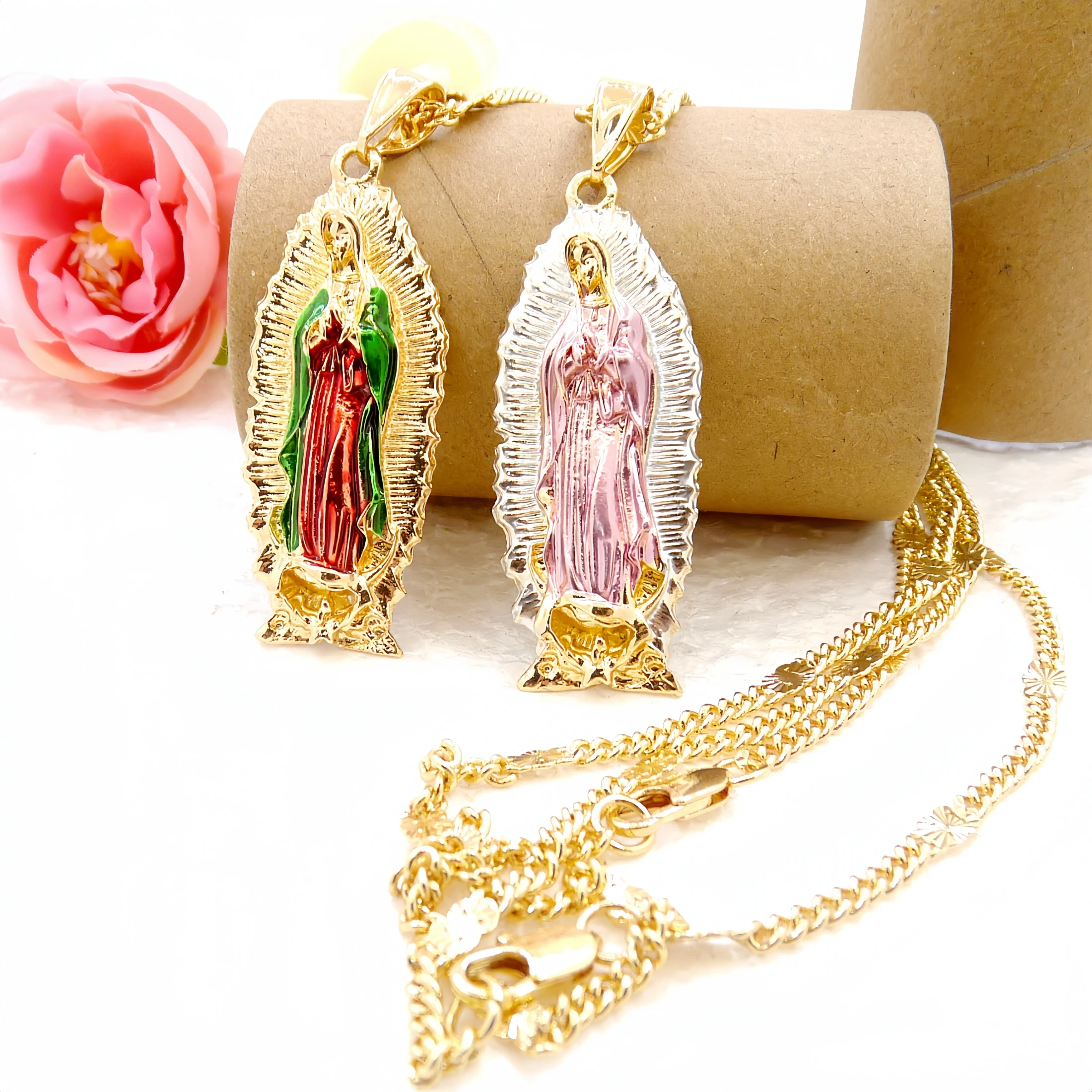 Gold Plated Painting Virgin Mary Mama Pendant/Amulet Religious Jewelry Virgen de guadalupe Virgin Mary Necklace