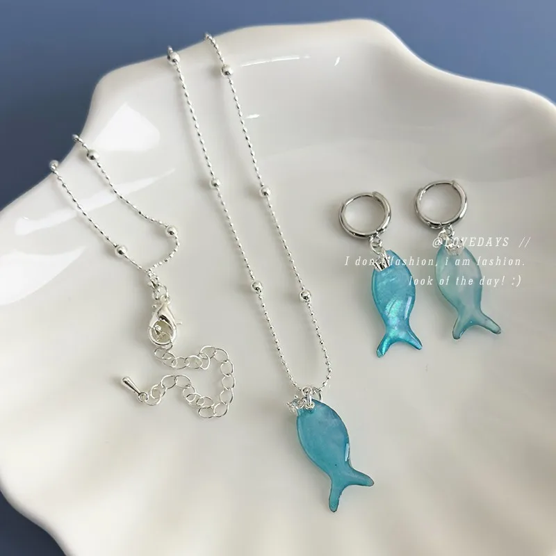 Blue Iridescent Small Fish Ear Cuff Summer Ocean Sweet Cute Niche Style Cool Vibe Delicate Resin Jewelry For Women