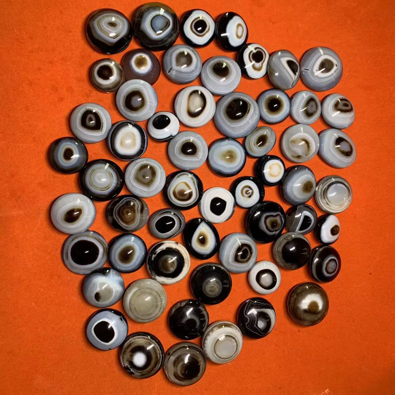 

170pcs/lot Natural Millennium Old Agate Beads Eyes Sheep Plate Beads Eye Dzi Beads Bulk Wholesale Mystery Amulet weathered taki