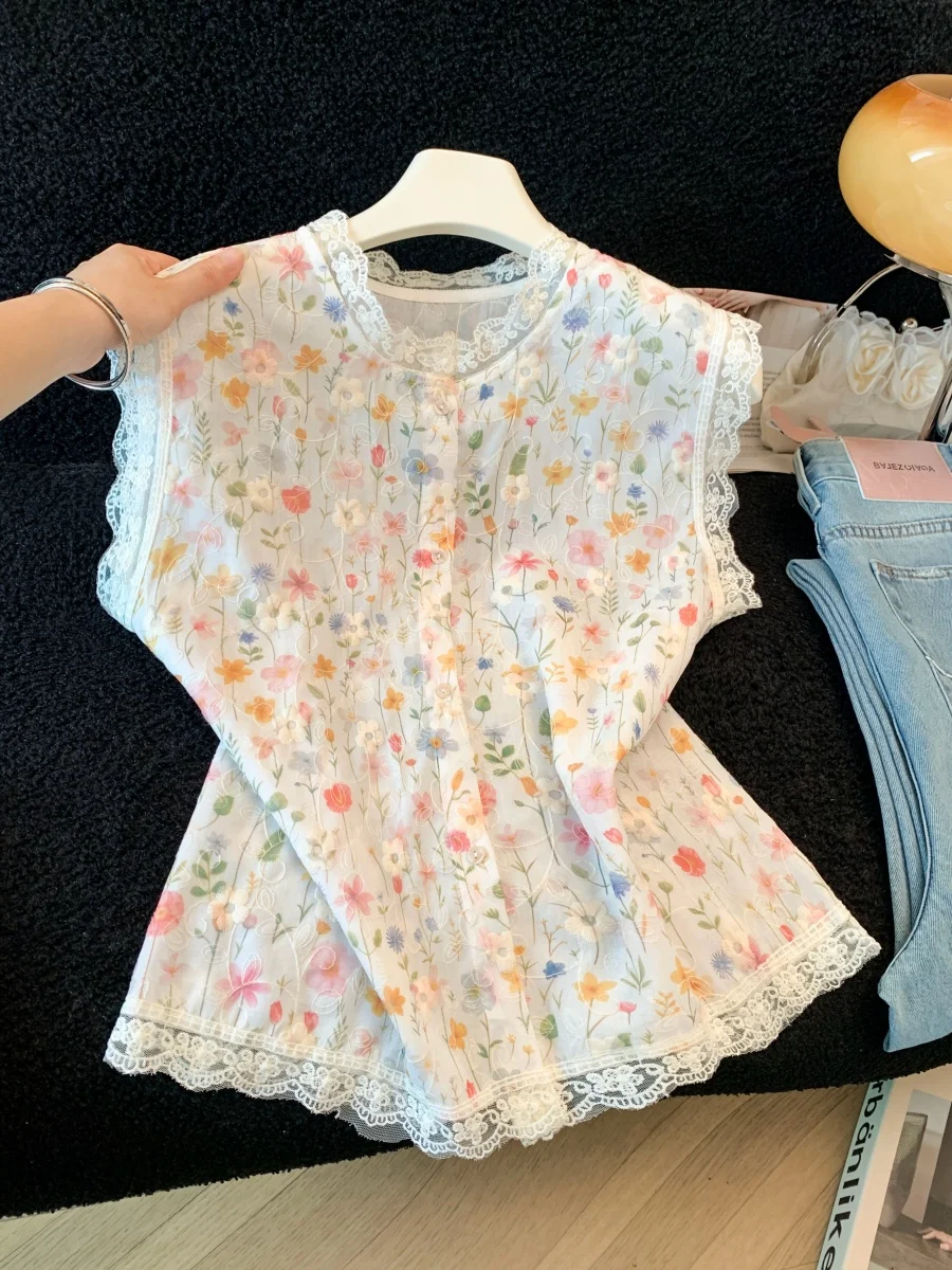 

Stylish Summer Floral Print Single Button Sleeveless Shirt Women's Beautiful Vest Top Fashionable Trendy Minimalist Design