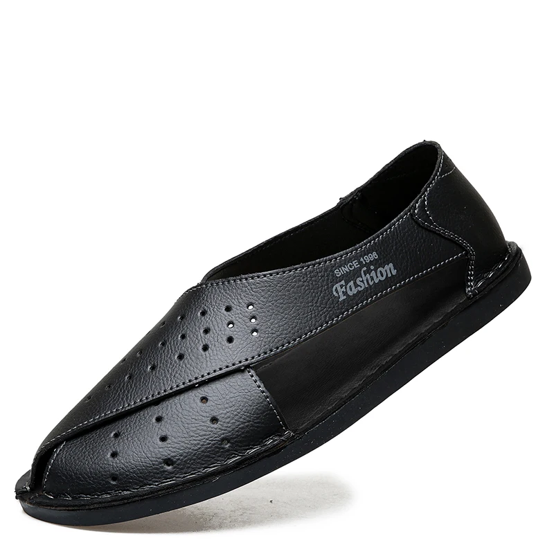 Men's summer perforated breathable sandals, youth beach shoes, lightweight breathable slippers, low-top men's shoes