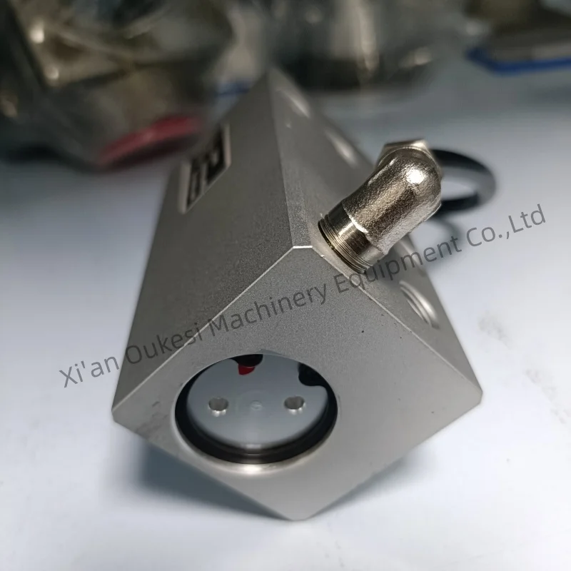 

TOP IR Ingersoll Rand 49013030 Control Module Assembly with Modulating Valve | Fits V55 V65 V75 Air Compressors