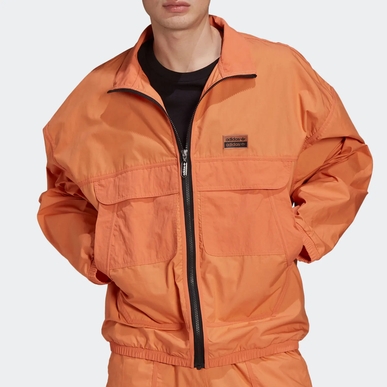

Мужская спортивная повседневная куртка Adidas Originals нового сезона GN3315