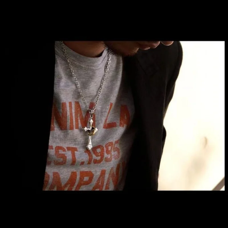 Gold-plated copper vintage cross necklace for men, hip-hop pendant, men's Thai silver three-dimensional sweater chain wholesale