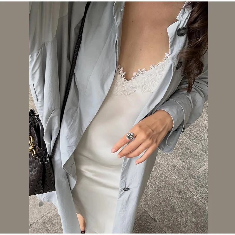 Damenmode Babyblauer Langer Trenchcoat Rückenschlitz Taillengürtel Einreihiger Freizeitmantel 2026 Herbst Alltagsjacke in Uni-Farbe – Detail 15