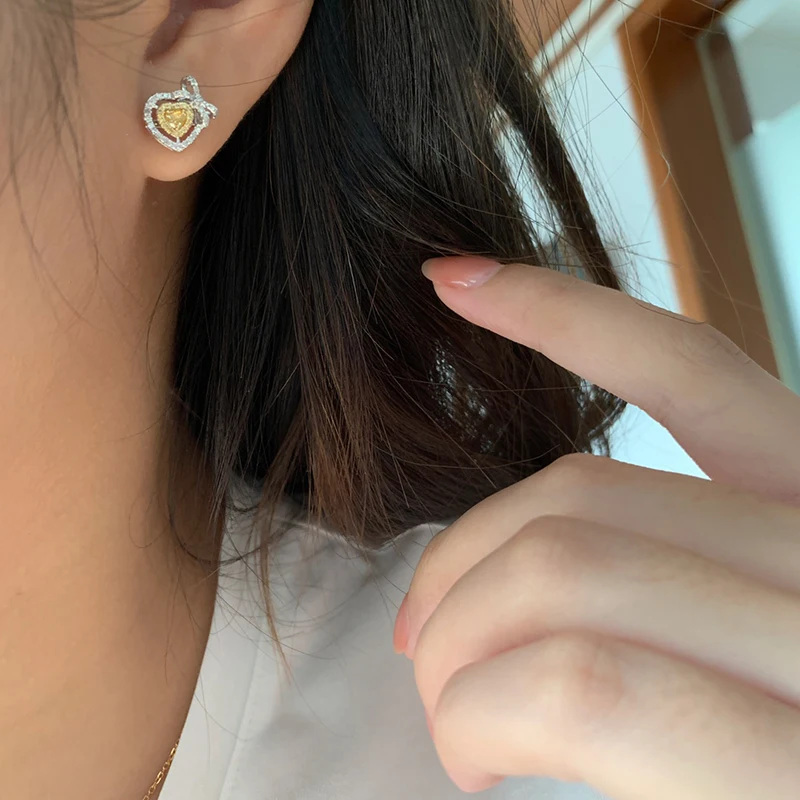 KUGG 100% 18K White Gold Earrings Romantic Heart Shape Real Natural Yellow Diamond Stud Earrings for Women High Wedding Jewelry