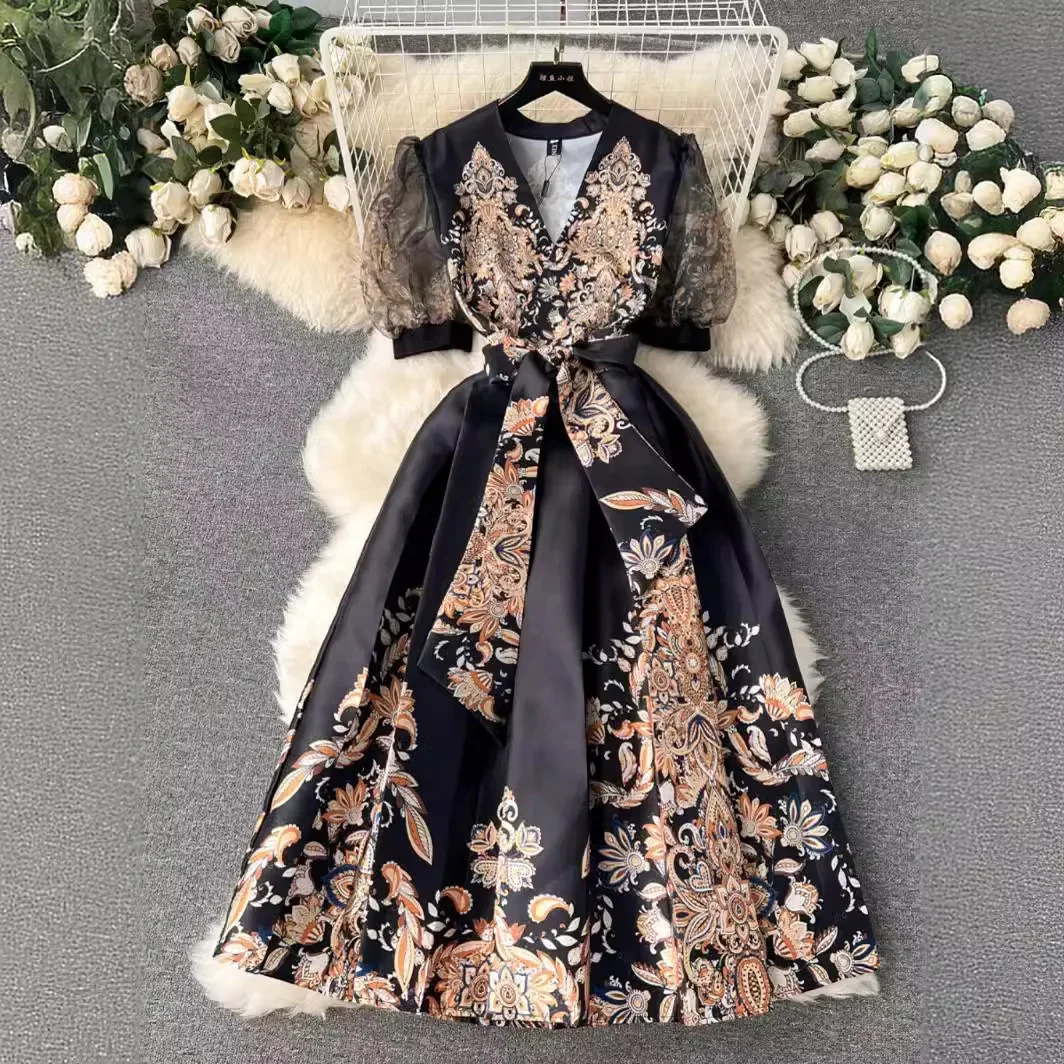 Elegant French Court Style Women's Dress New Vintage Printed High-End Feel Big Swoosh Gown Skirt Sleeveless