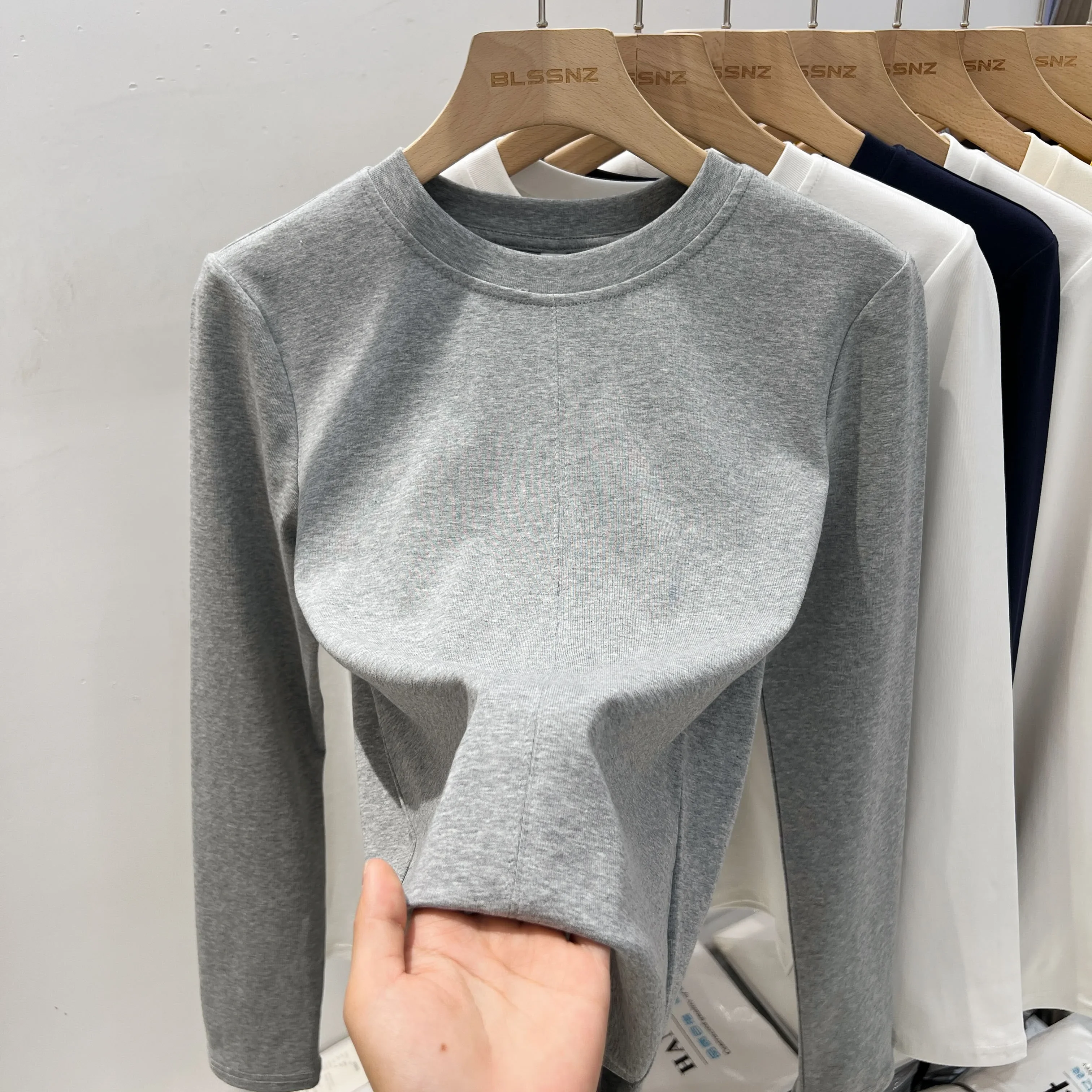 

AOSSVIAO 2025 Basic Solid Long Sleeve Crewneck T-shirt Women Autumnr Winter Casual Splice Tee Female Slim Versatile Cotton Tees
