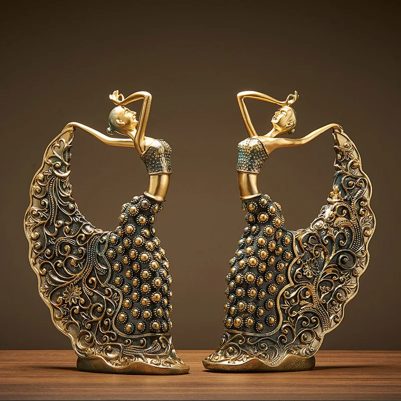 

Light luxury style peacock dance, ballet, yoga dance ornaments, Nordic office desk resin decorative items