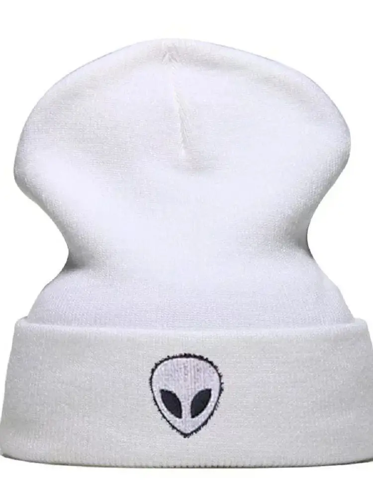 Knitted Beanies Hats Lovely Alien Ghost Skull Embroidery Cap for Autumn Winter Men Cap Warm Melon Cap Street Head Women Gifts