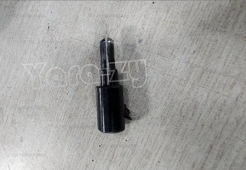 

One accessory for embroidery machine