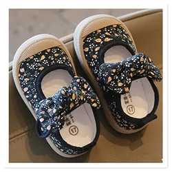 2023 Soft Sole Casual Canvas Shoes for Girls in Spring and Autumn Season Single Shoe Kindergarten Velcro Breathable Baby Walking