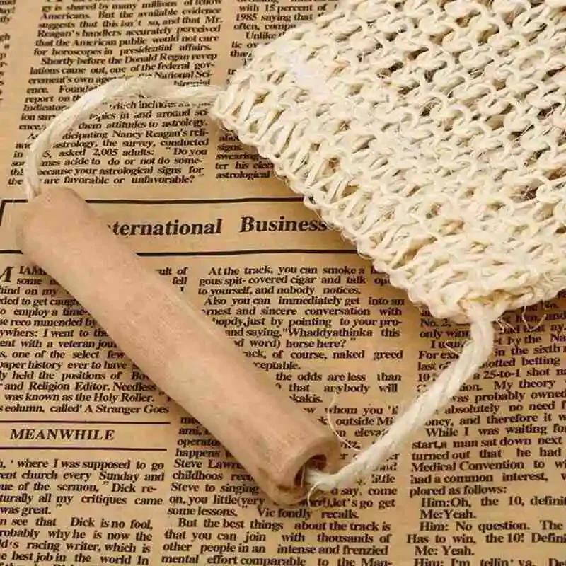 Rub Exfoliating Dead Skin Shower Towel Durable Skin Care Bath Towel Scrubber Sisal Back Strap Wooden Handle