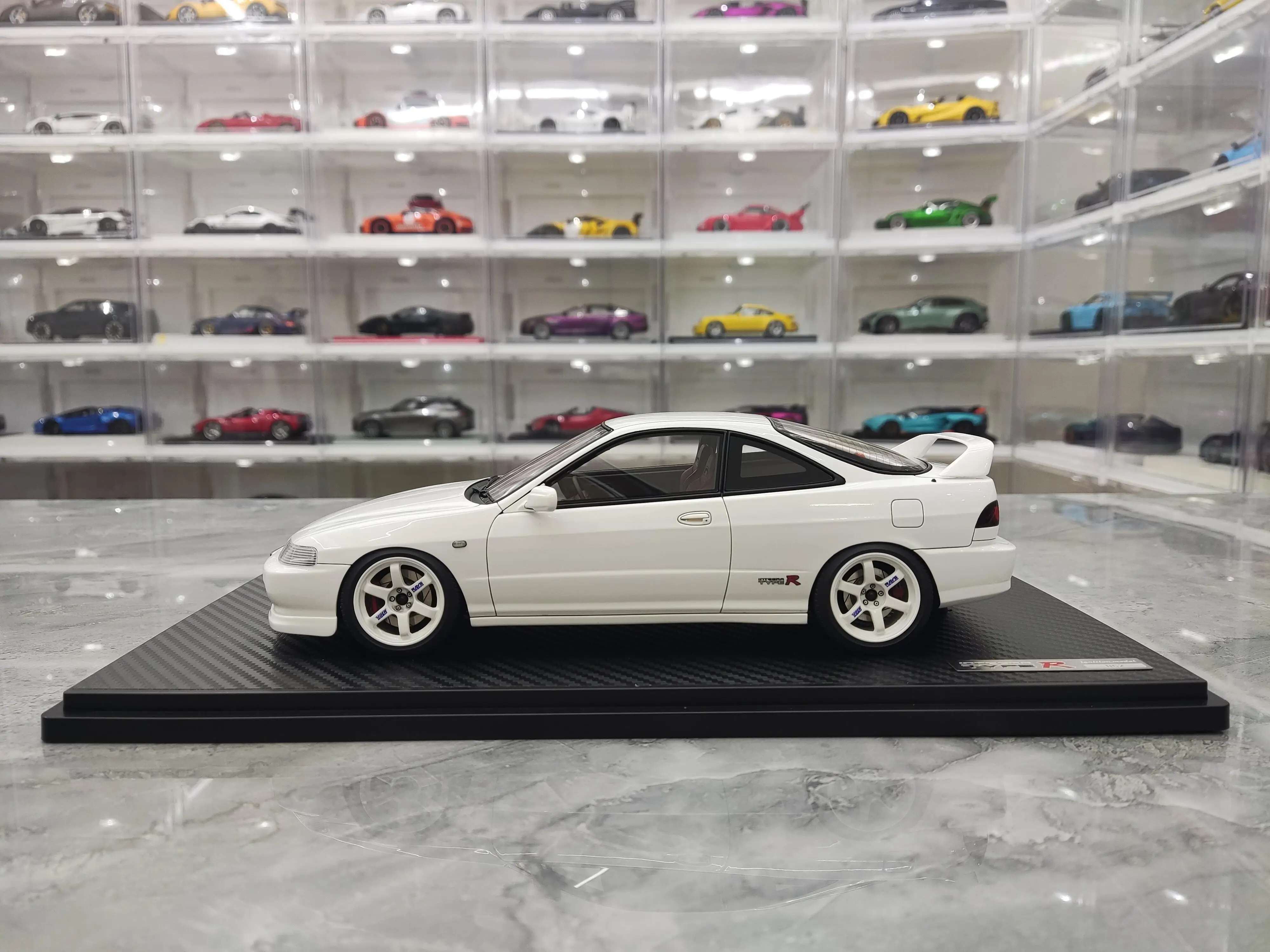 IG 1:18 DC2 INTEGRA TYPE R White JDM Simulation Limited Edition Resin Metal Static Car Model Toy Gift