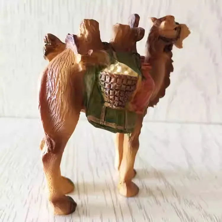 Handmade Painted Qatar Camel Resin Crafts Creative Home Decor Dubai United Arab Emirates Tourism Souvenir Gif