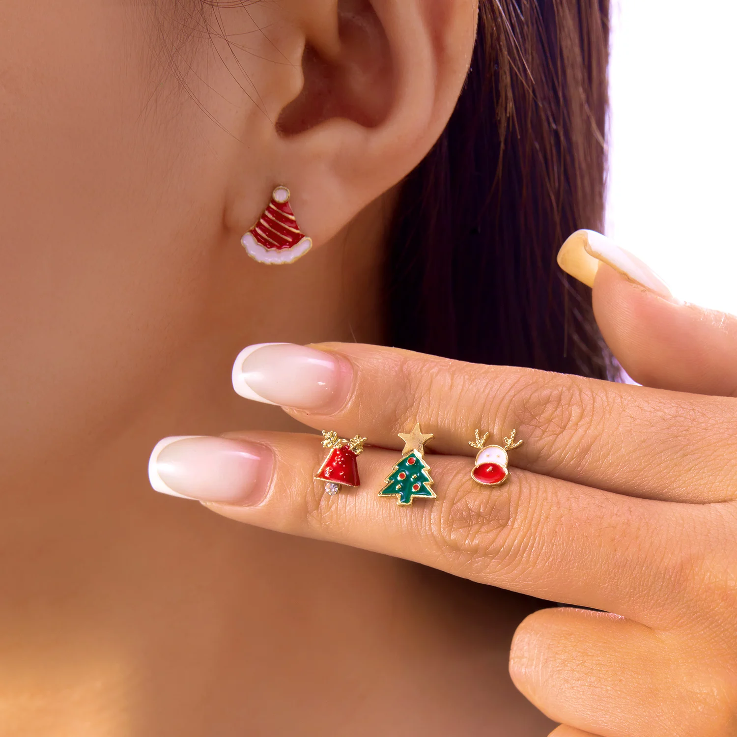 

4 Pcs/Set Cute Enamel Christmas Earrings for Women Small Elk Bell Xmas Tree Stud Earrings New Year Festival Party Jewelry Gifts