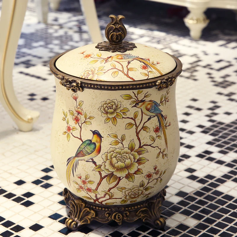 

Large European Retro Living Room Garbage Cans with Lid Household Decoration Creative Storage Cans Resin Handicrafts Ornaments