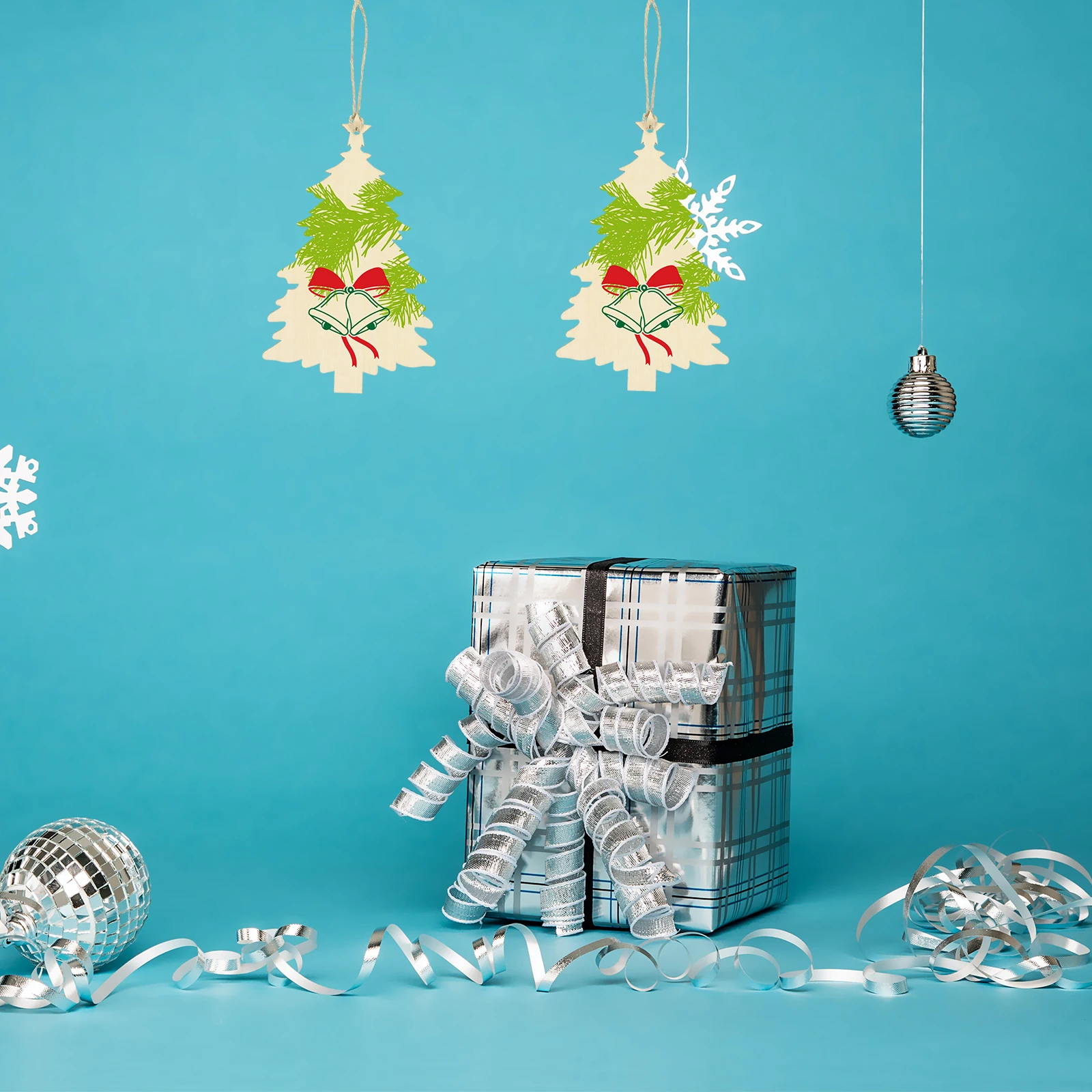 

10Pcs Christmas Wood Slices Unfinished Cutouts DIY Painting Ornaments Hanging Decorations Xmas Tree Fireplace Window