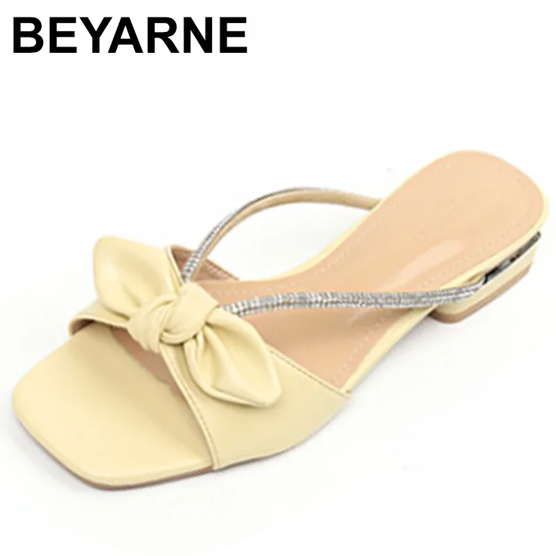 New for summer  Low-heeled slippers for women Fashion brand design casual White sandals Big yards of shoes Free shipping