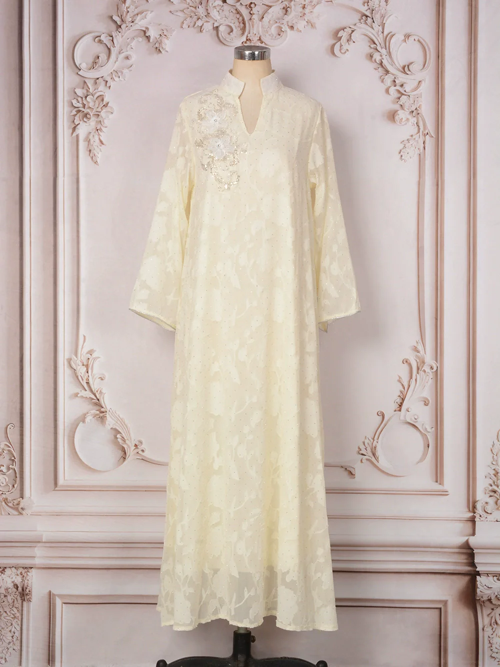 

Middle East Saudi Arabia Women's Wear Muslim Luxury Fashion Robe Women's Long Dress Beaded Beads Abaya Dubai Dress Women