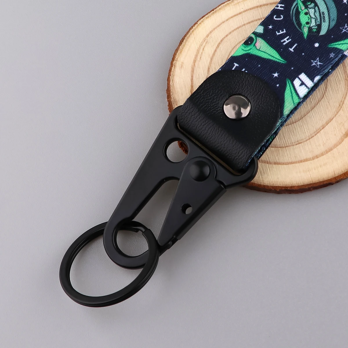 ER1952 Blue Alien Cartoon portachiavi corto aquila becco cordino per telefono corda porta Badge USB ciondolo chiavi auto cordino gioielli