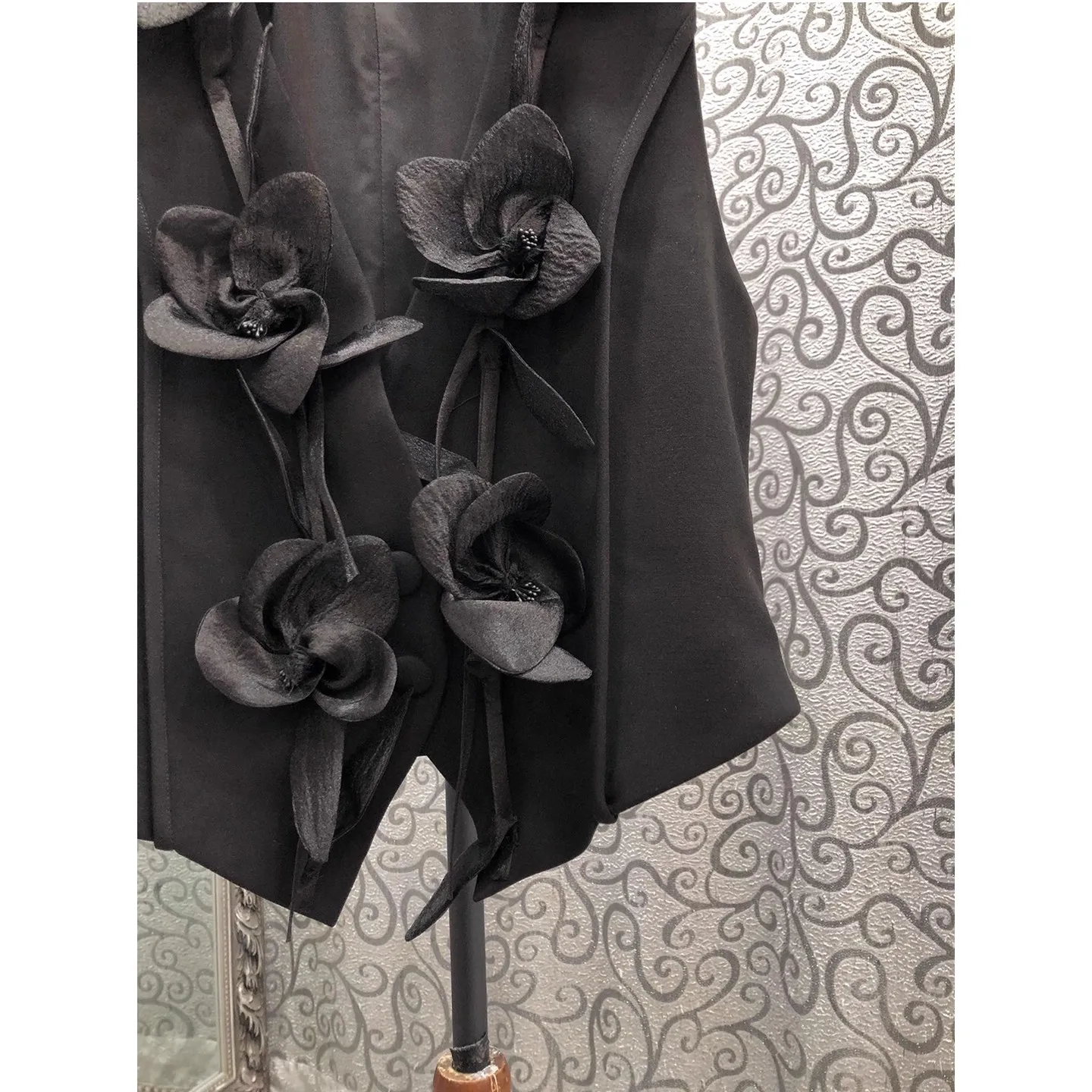 100%Cotton Long Dress 2025 Spring Women Turn-down Collar Beautiful Floral Prints Embroidery Long Sleeve Maxi Dress Black Apricot