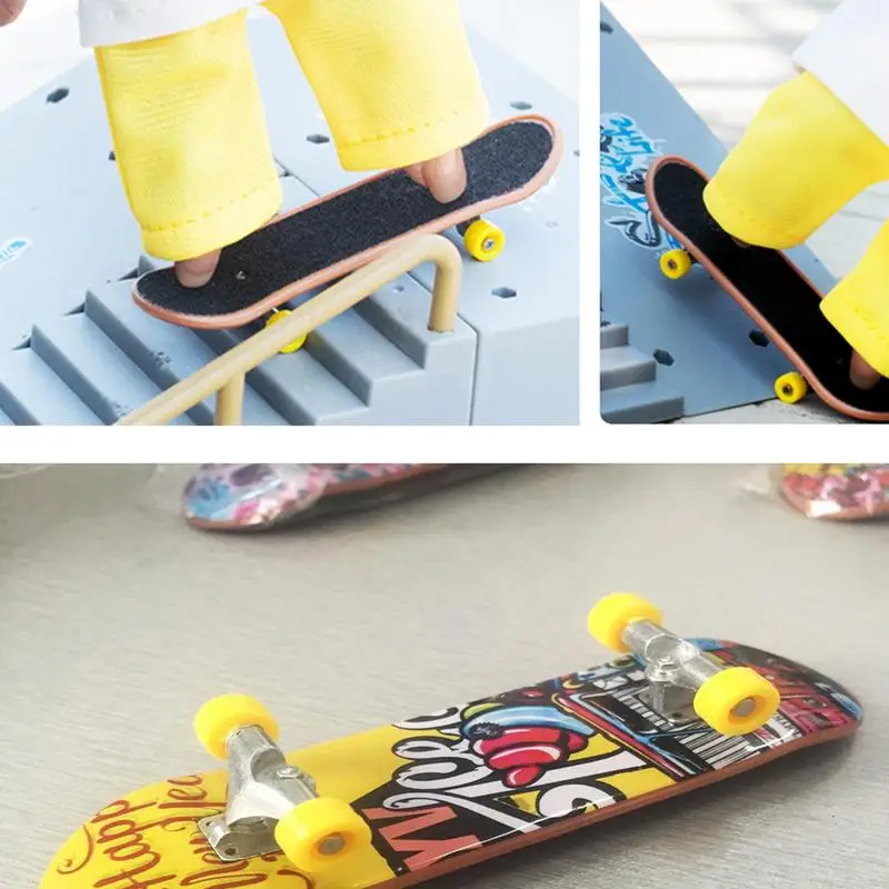 4 pezzi tastiera professionale Skateboard Kit di montaggio fai da te Mini ruote con cuscinetti multicolori giocattolo da Skateboard per bambini adulti