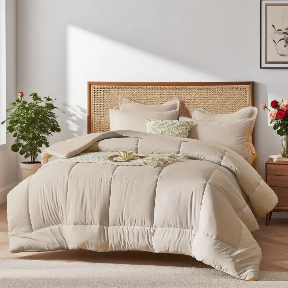 

Комплект из 7 предметов из микрофибры: шикарное покрывало с геометрическим стежением, идеально подходит для декора спальни в отеле.