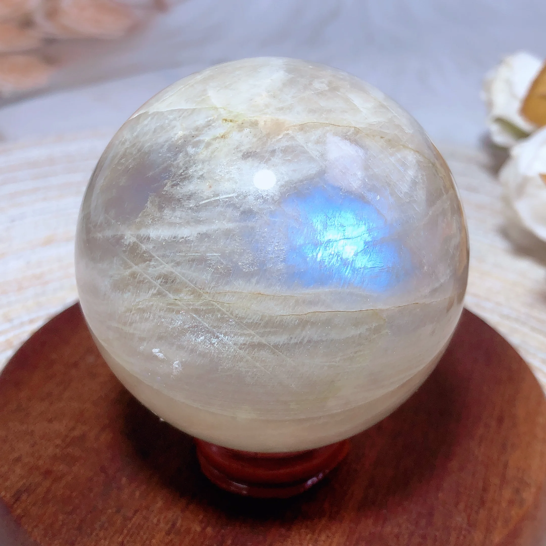 Natural Crystals Moonstone Blue Flash Sphere Polished Reiki Witchcraft Scintillating Room Decor Energy Gift