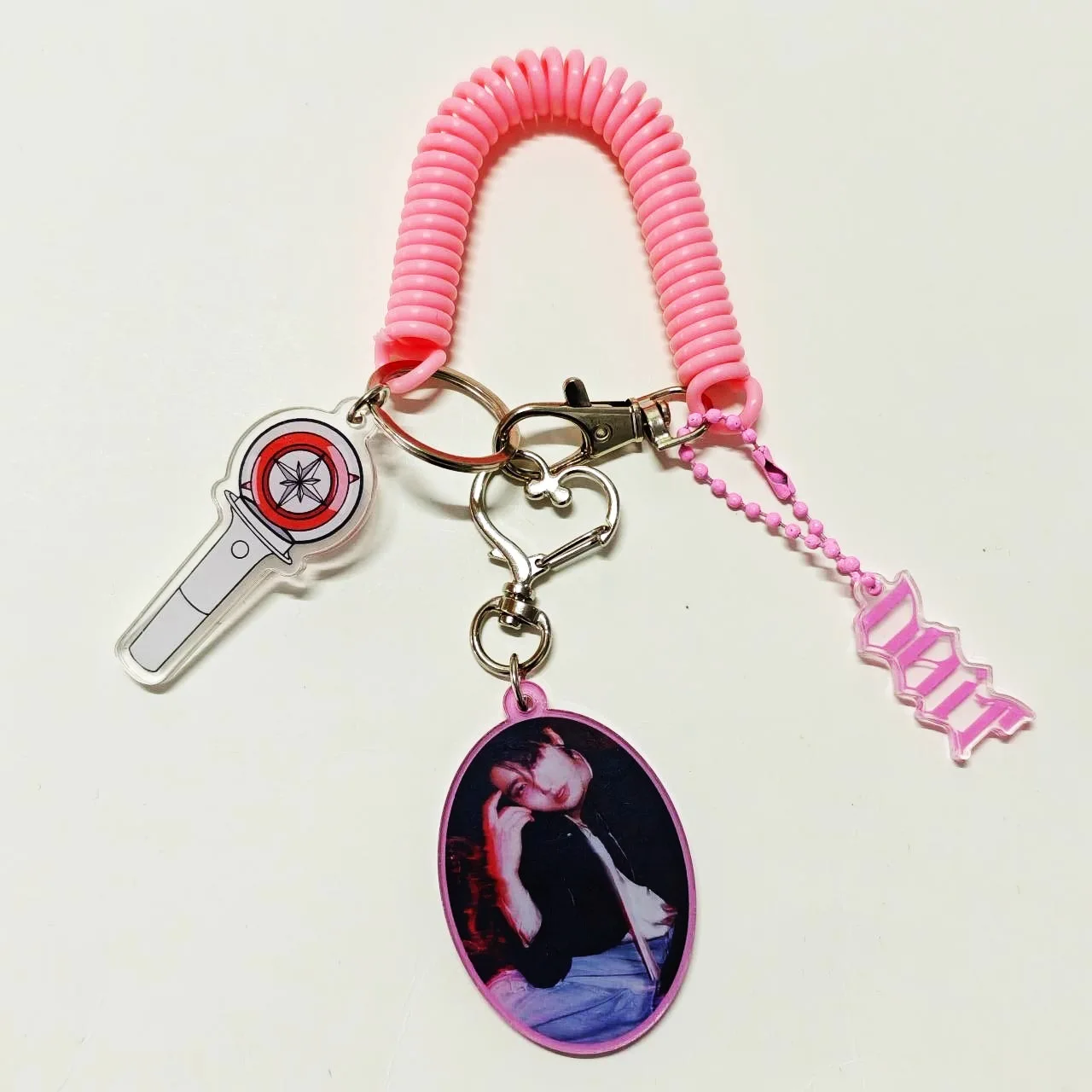 

Трендовый набор акриловых ключей STRAY KIDS из трех частей SKZ DO IT, тематические подвески, товары для поддержки фанатов, подарок на день рождения