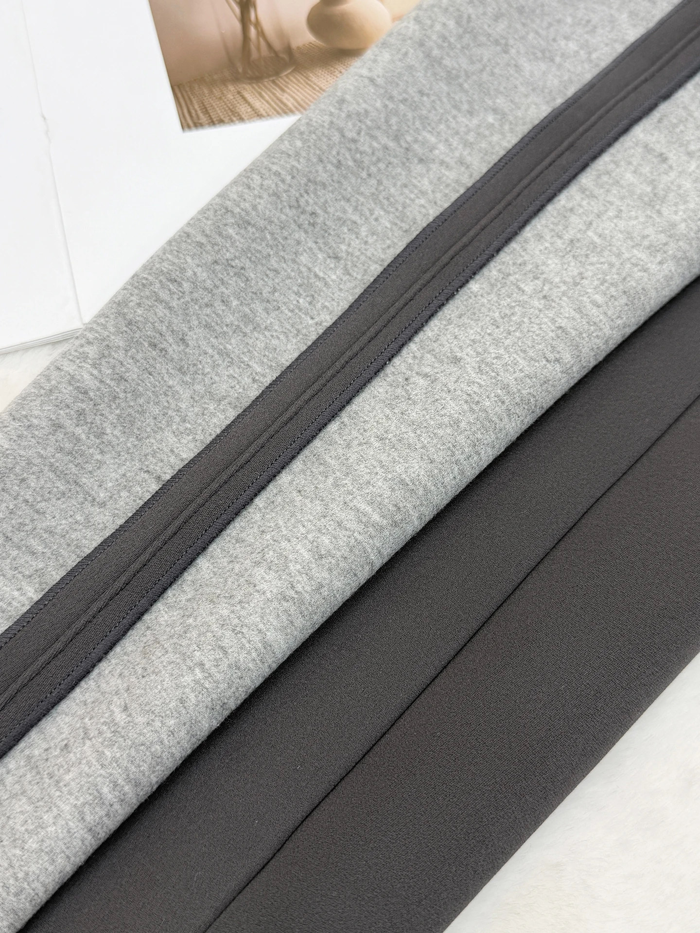 Thiened Camere Yoga Pants Tight Warm Abdomen Inward arkskin Pants Winter New Sle Outdoor Wearable High Waist Long Leg...