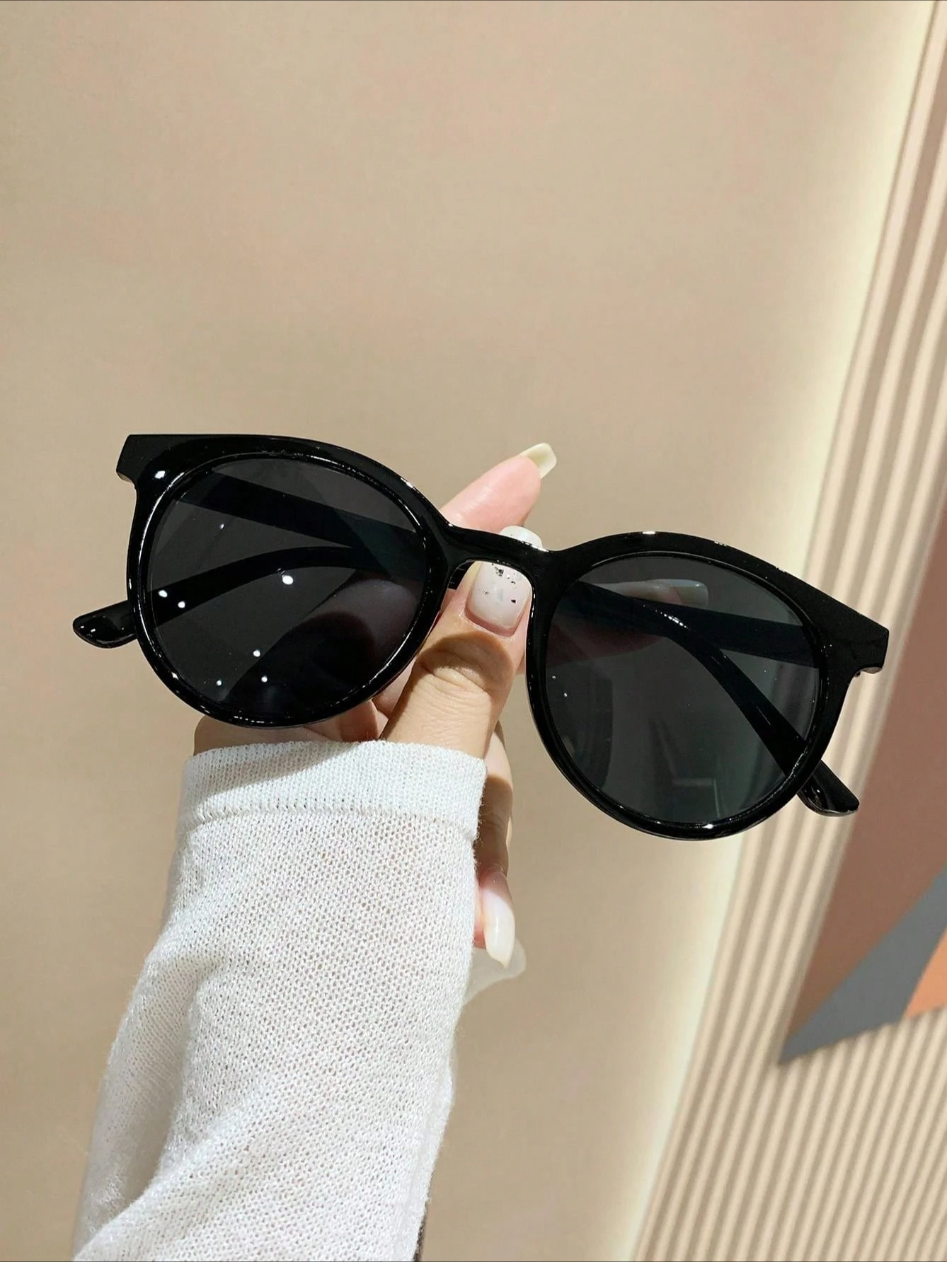 نظارات شمسية أنيقة على شكل شاطئ مستديرة للجنسين