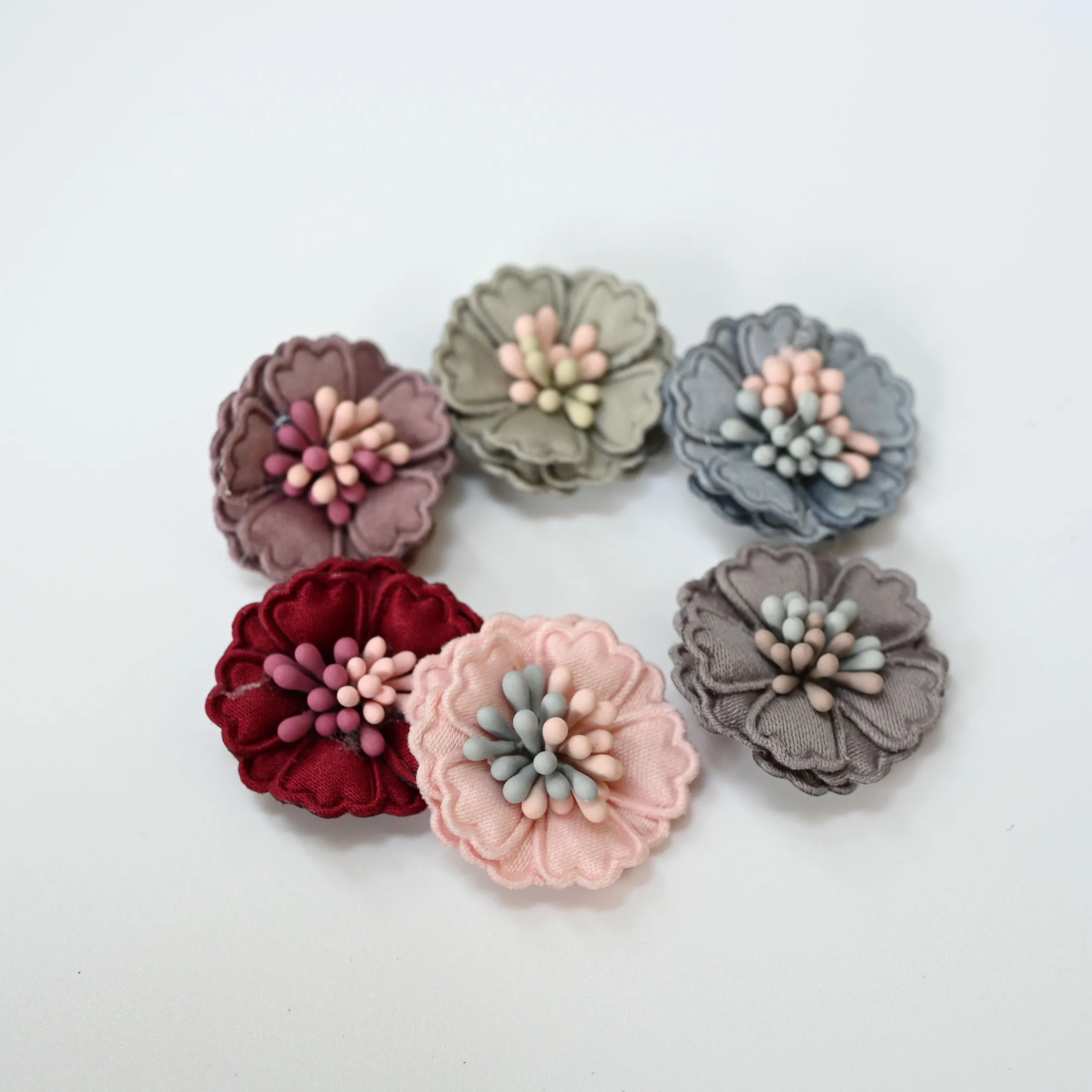 6pcs/set small flower patches for clothing Sew on floral applique decorative parches appliques Embroidery applique to backpack