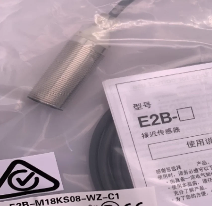 

3PCS New proximity switch E2B-M18LS08-M1-C1 E2B-M18LS08-M1-B2 E2B-M18LS08-M1-C2 E2B-M18LS08-M1-B1