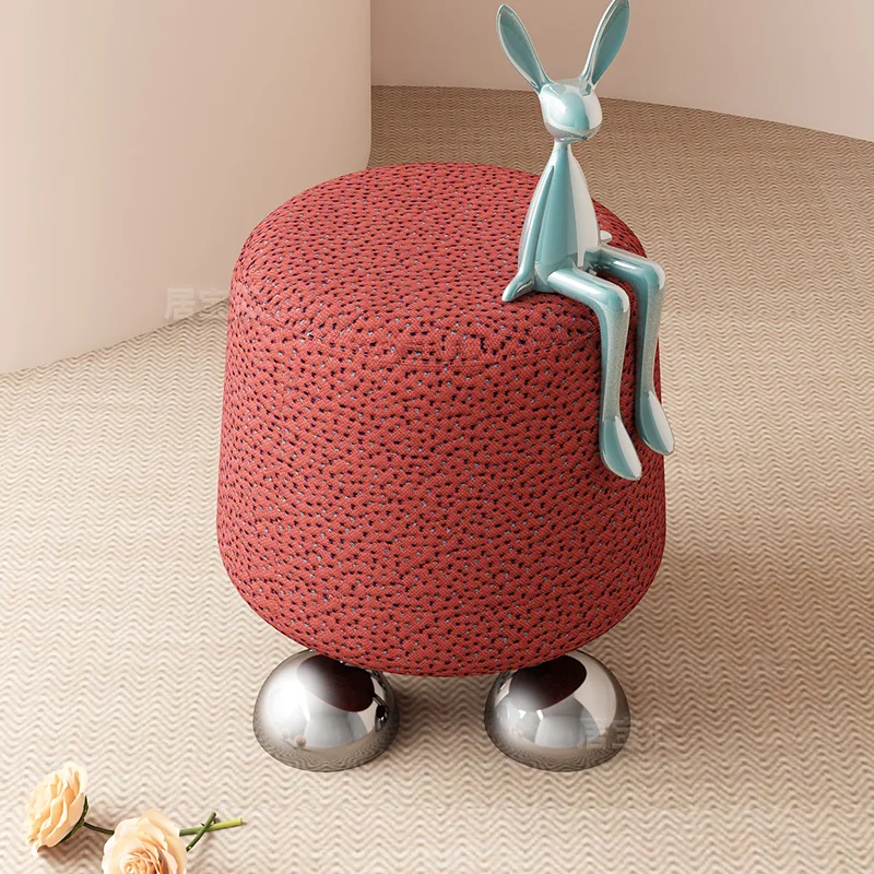 Makeup stool is light and luxurious, with a high sense of creativity. round cloth stool .  cloakroom bedroom dressing stool