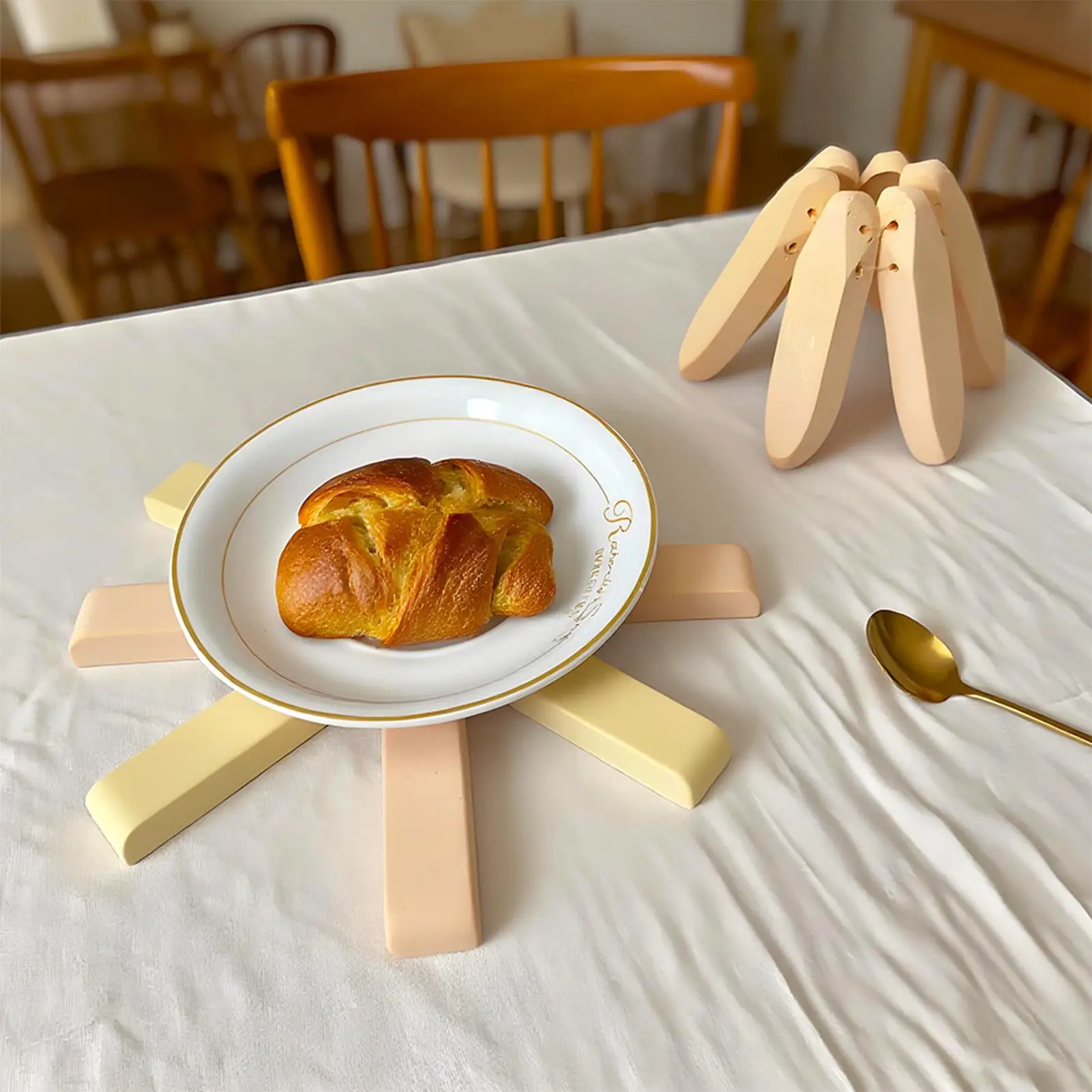 

Christmas Silicone Molds Tree Shape Craft Making Tool Hot Dish Mat Making Mold For Wax Cement Soap Resin Plaster Pot Pad Teapot