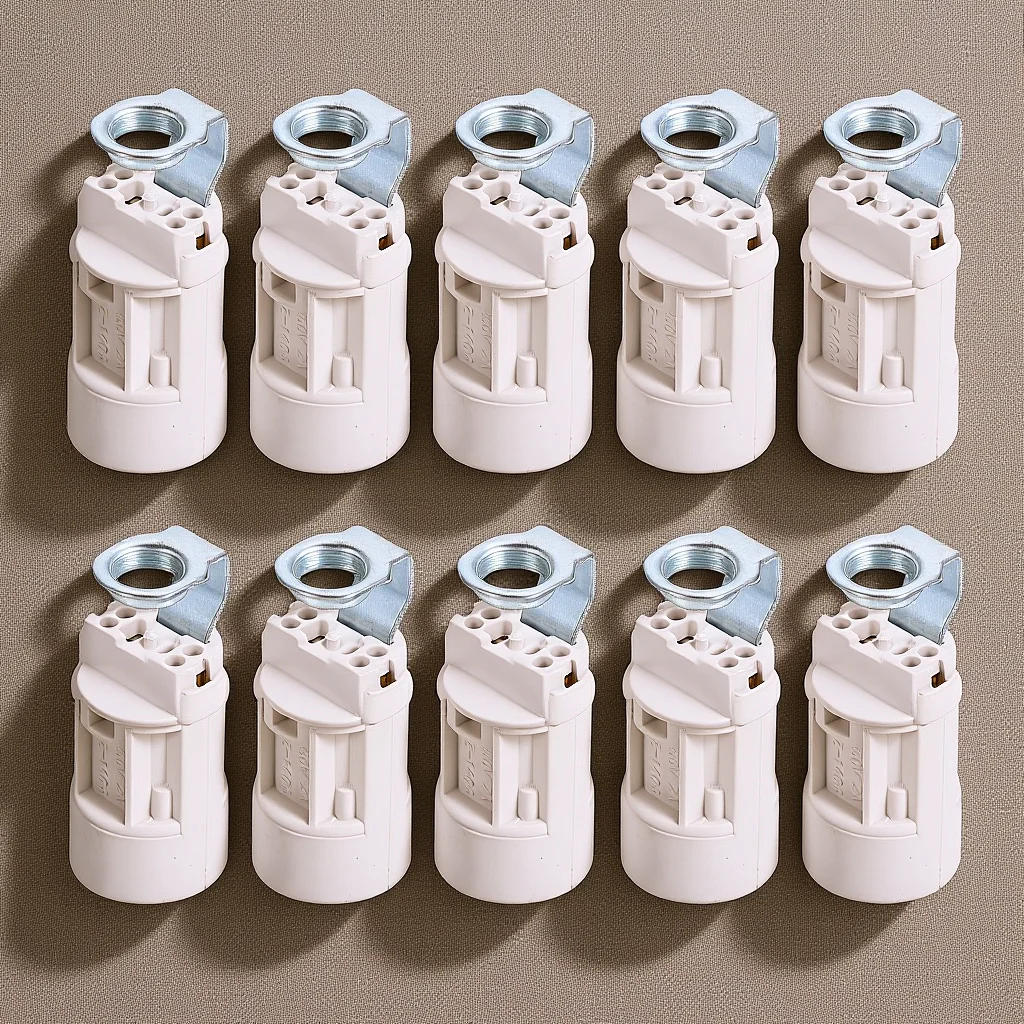 

10Pcs E14 Light Holders Reliable Plastic Lampholders Smooth Edge Light Socket Adapter for LED Bulbs E14 Lamp Holder