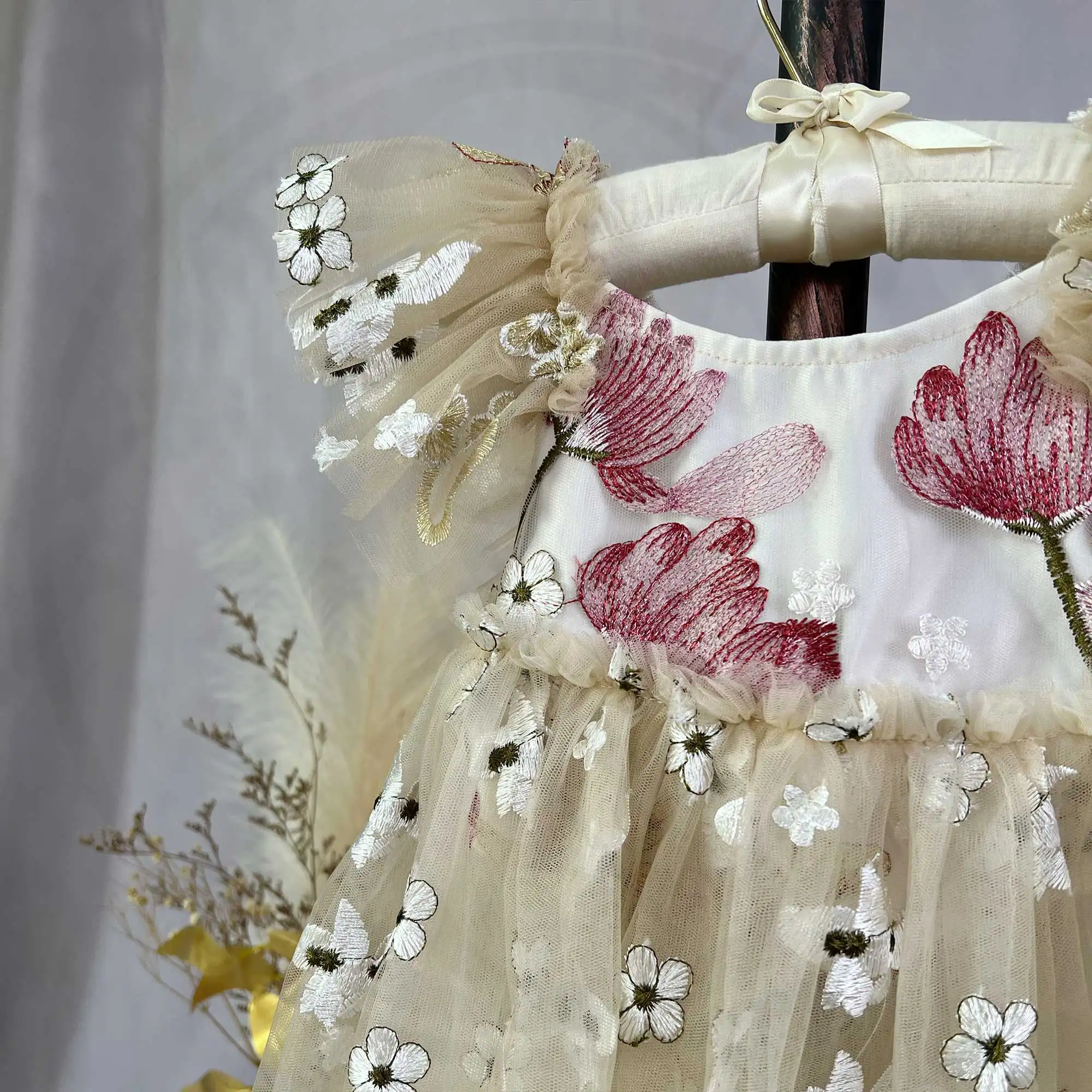 فستان الأميرة دون وجودي، تنورة للفتيات الصغيرات، ملابس مطرزة من التول على شكل زهرة لملابس حفلات أعياد الميلاد