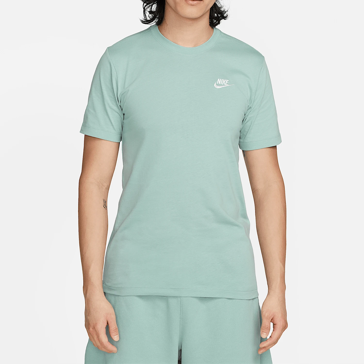 

Мужская спортивная повседневная футболка Nike Authentic New Season с круглым вырезом и короткими рукавами AR4999-310