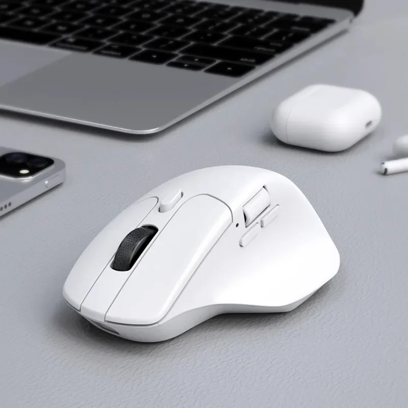 M6 drahtlose Bluetooth-Maus Tri-Mode leichte ergonomische paw3395 lange Akkulaufzeit Makro-Definition PC E-Sport-Gaming-Maus