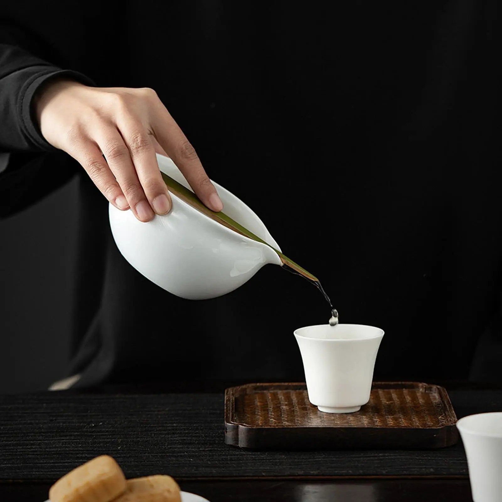 

Ceramic Matcha Bowl with Bamboo Spoon,Authentic Japanese Tea Ceremony Green Tea Cup Matcha Chawan for Whisked Lovers Home
