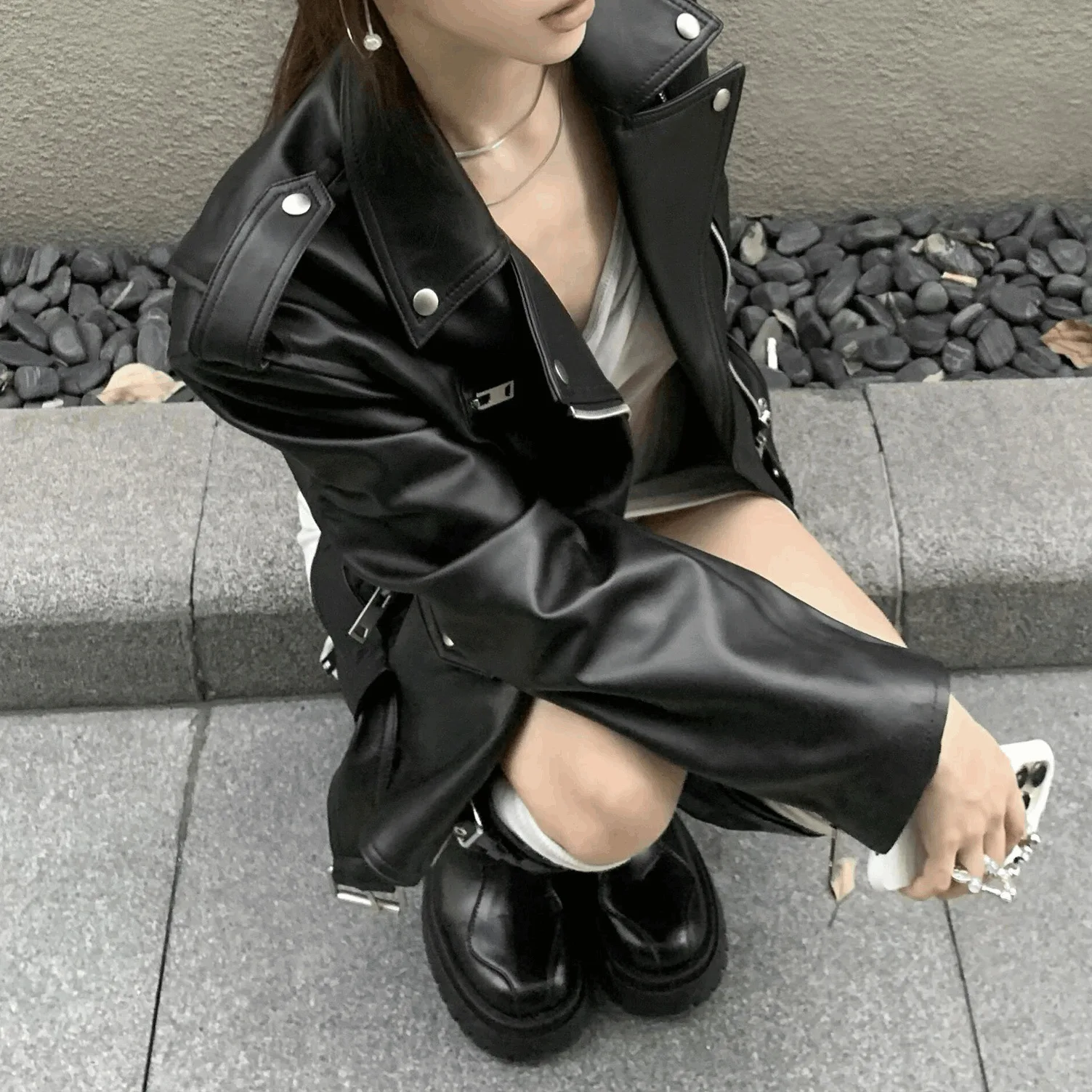 High-end Black Lapel Motorcycle Leather Jacket Women's 2025 Autumn New Sweet Cool Hot Girl Style Loose Short Jacket Trend