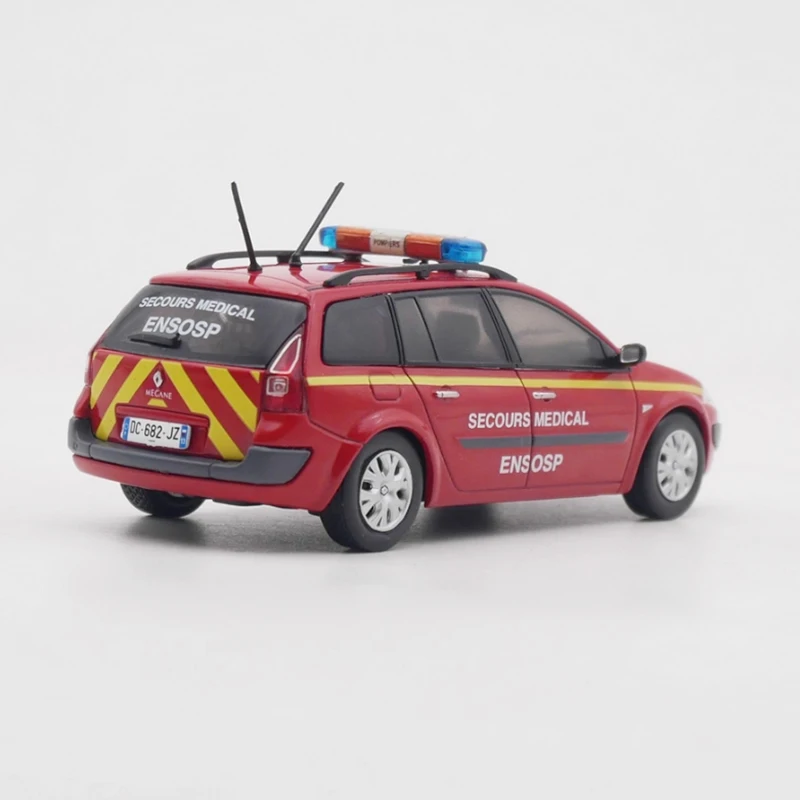 Ixo diecast escala 1:43 megane quebrar motor de incêndio carro liga modelo simulação adulto lembranças colecionáveis presente do menino ornamentos estáticos