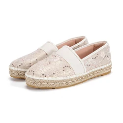 CH Beach Shoes Summer New Lace Decorative Flat Shoes Mommy Lightweight Casual Shoes